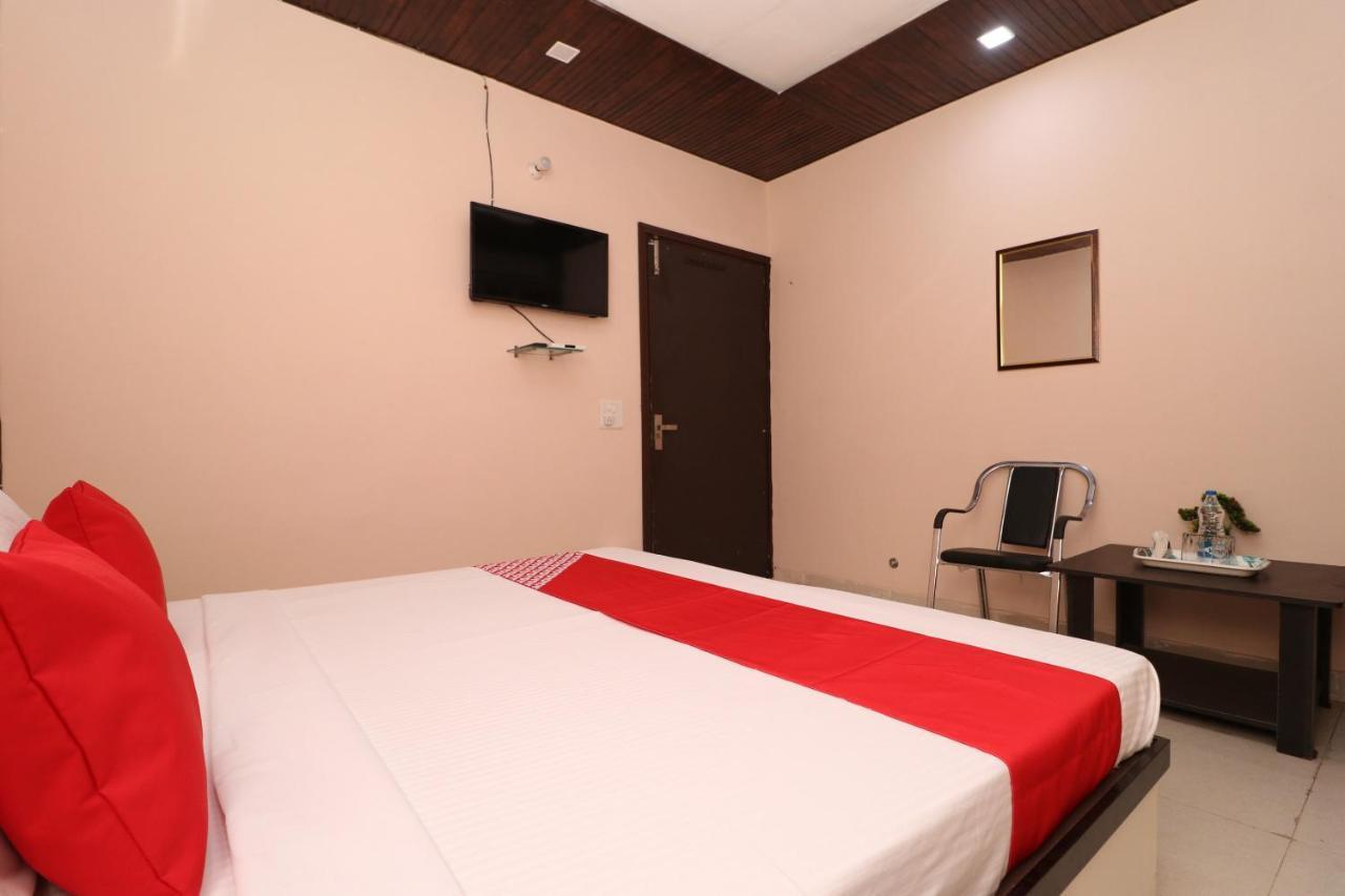 โอโย 28338 นิวไลฟ์ Hotel Banur ภายนอก รูปภาพ
